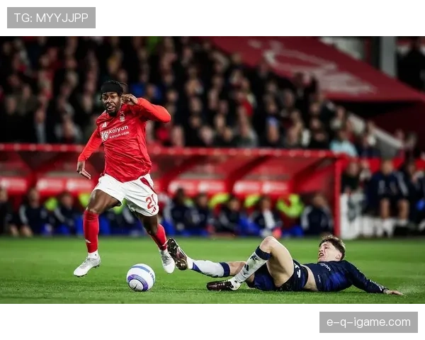 英超焦点战：诺丁汉森林主场迎战曼联，关键积分争夺战引关注