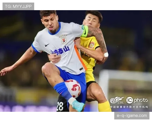 山东泰山克雷桑上演帽子戏法，球队状态回暖强势重返积分榜前列